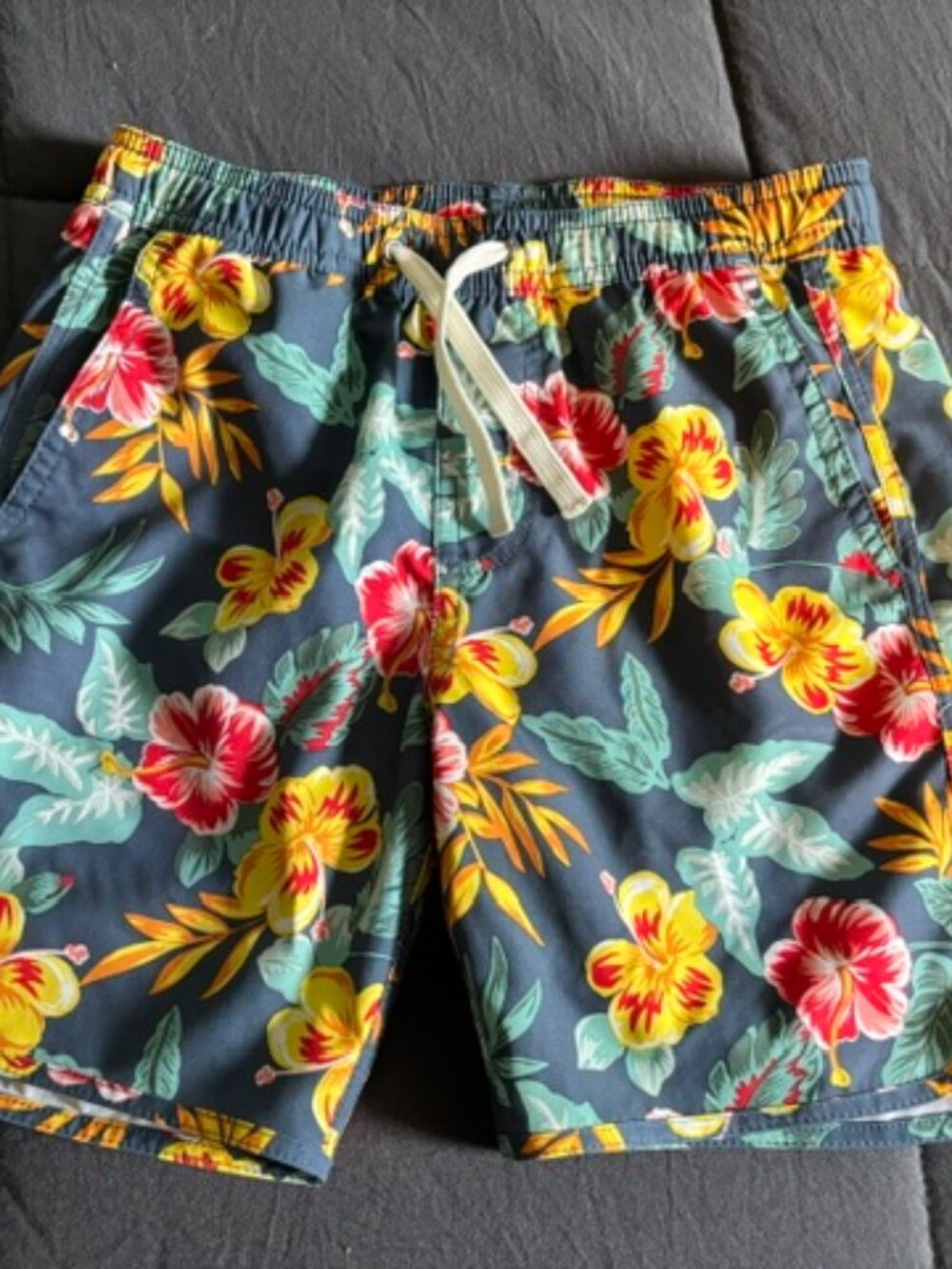 Fair Harbor Blue Hawaiian Floral Lined Swim Trunks Youth Small
